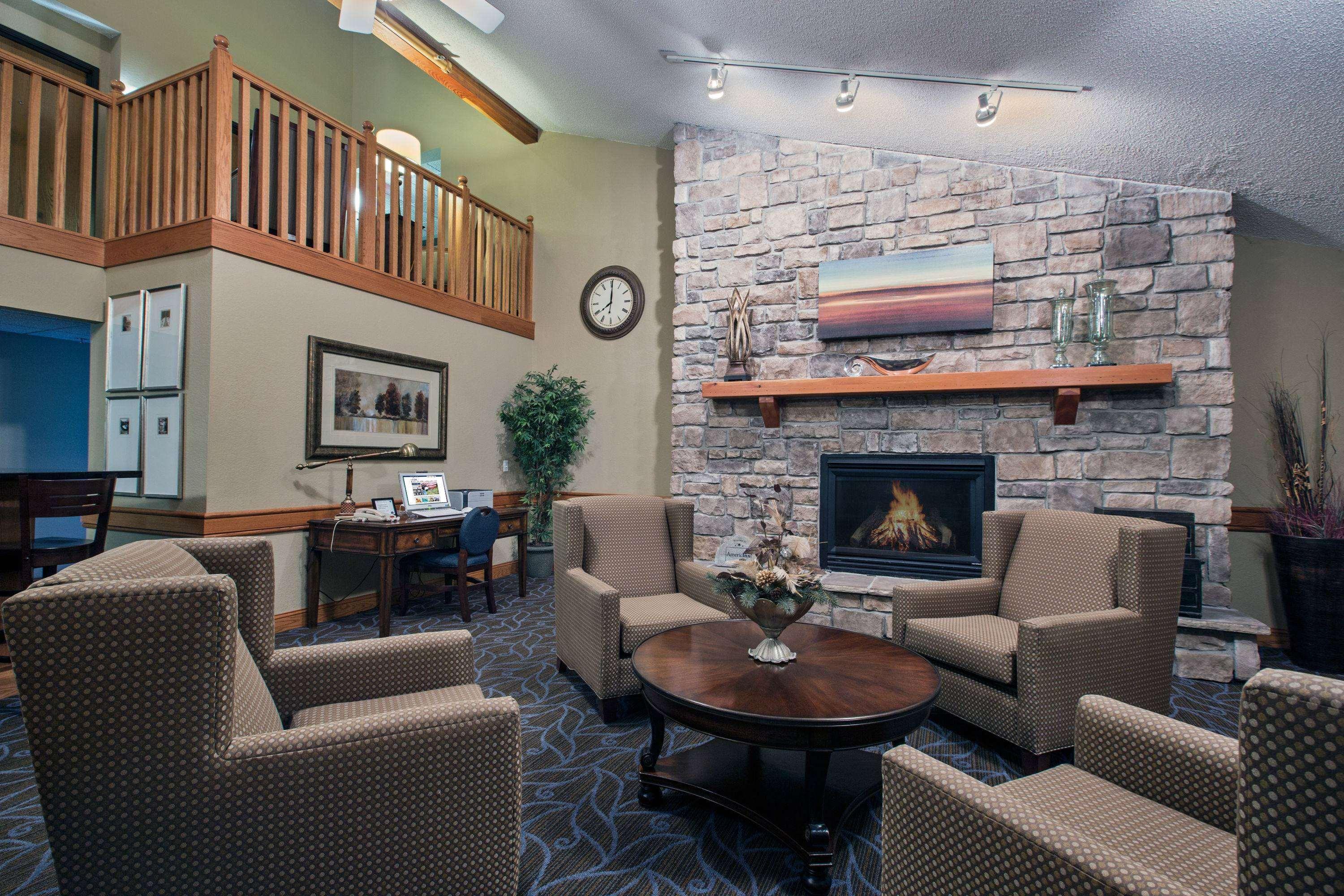 Americinn By Wyndham Fort Dodge Ngoại thất bức ảnh