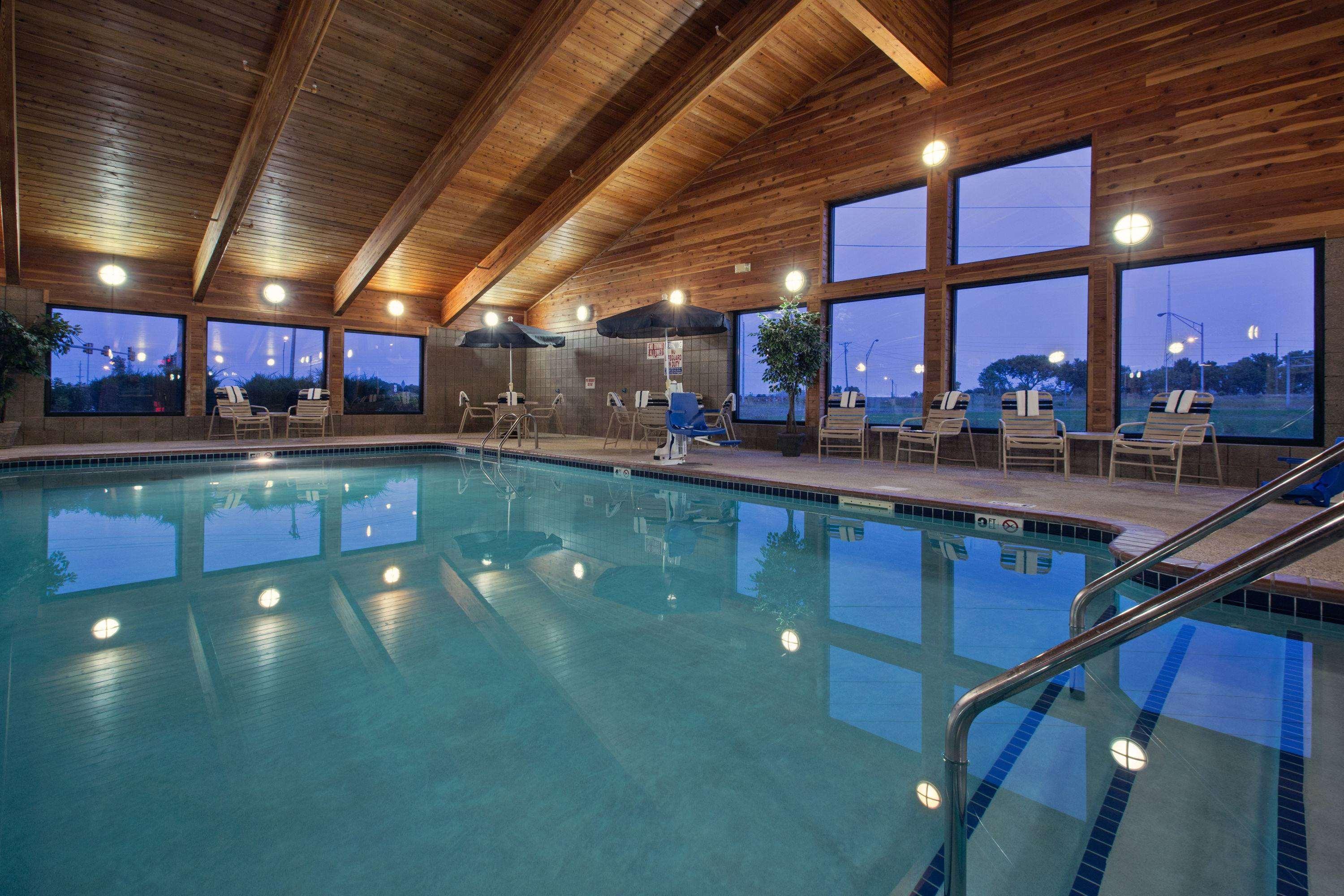 Americinn By Wyndham Fort Dodge Ngoại thất bức ảnh