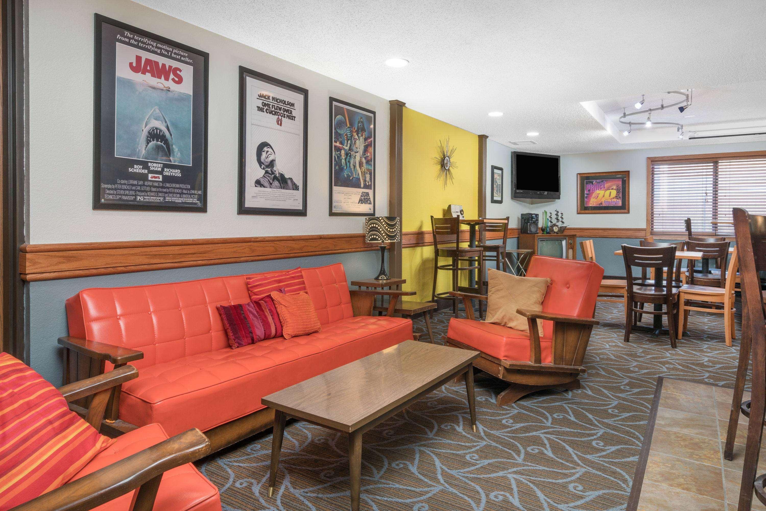 Americinn By Wyndham Fort Dodge Ngoại thất bức ảnh