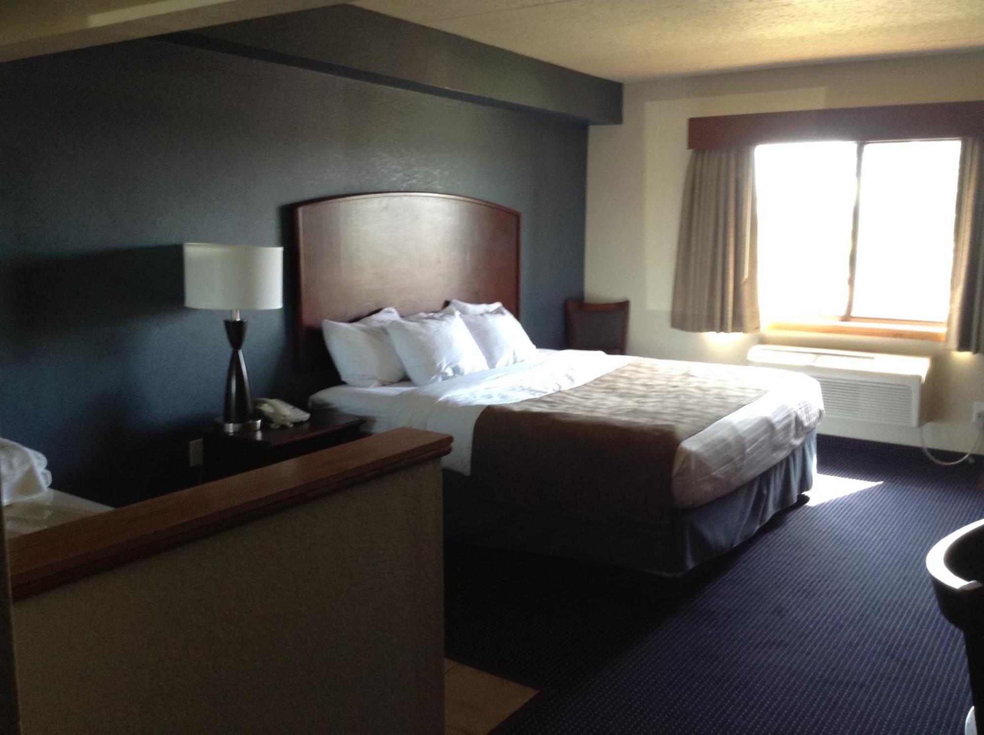 Americinn By Wyndham Fort Dodge Ngoại thất bức ảnh