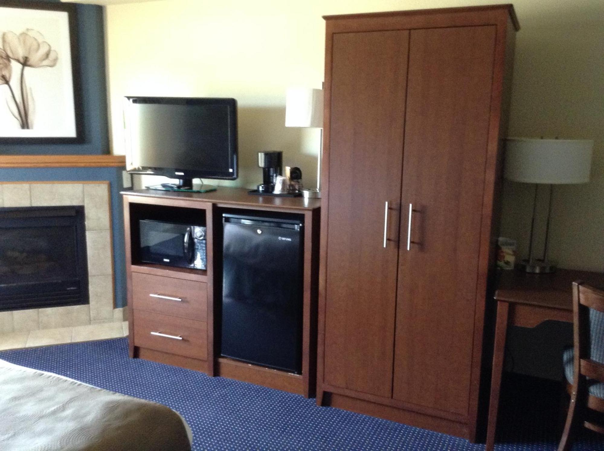 Americinn By Wyndham Fort Dodge Ngoại thất bức ảnh